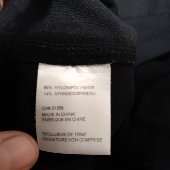 Champion black top - Picture 3 of 6